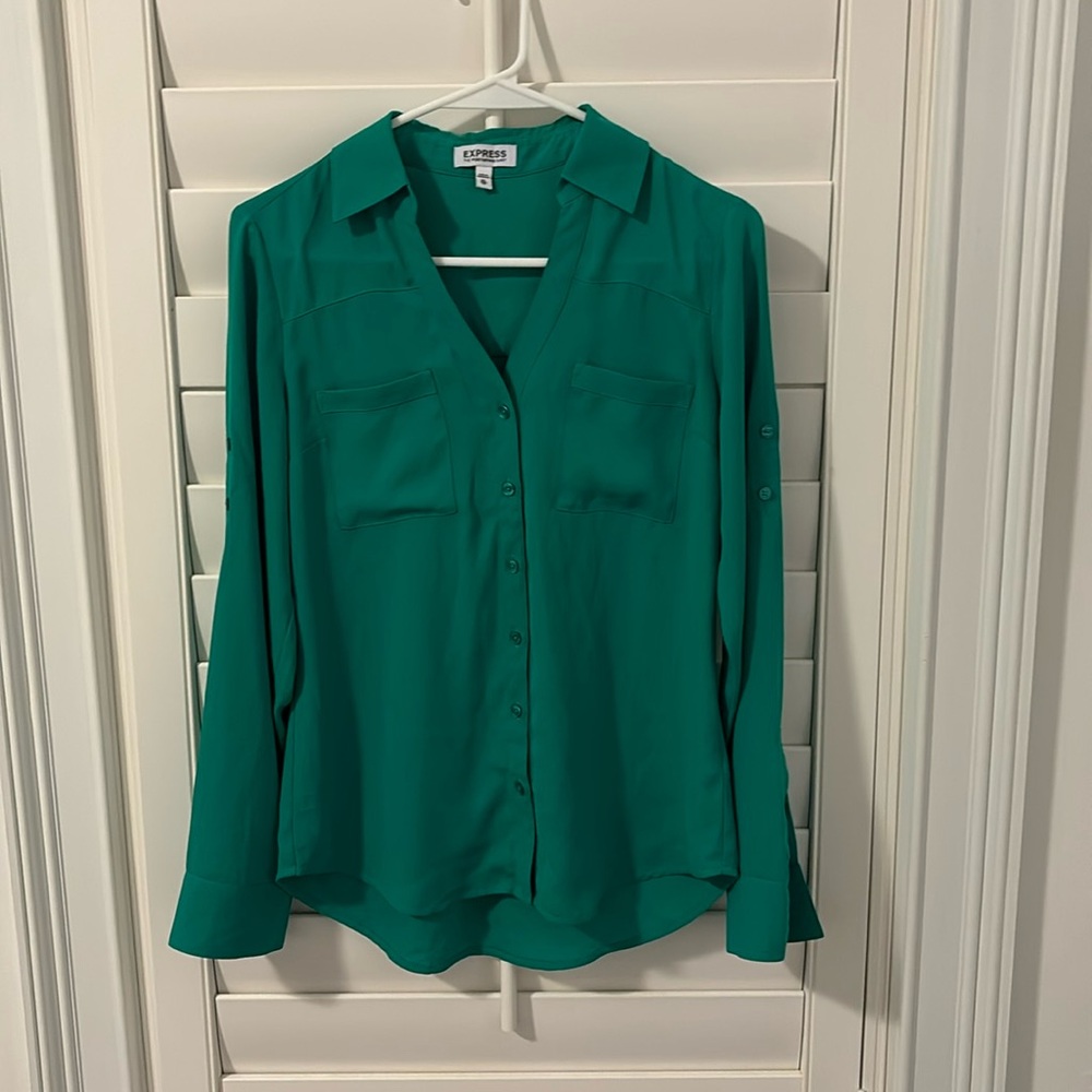 Express XS green button blouse